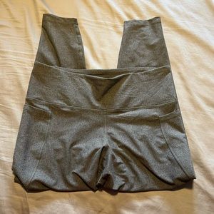 Old Navy high-rise leggings